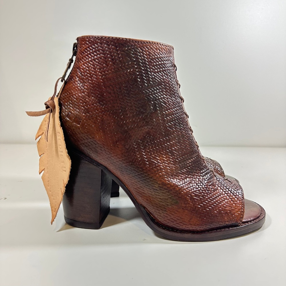 Bed Stu Tan Leather Peep Toe Woven Ankle Booties Back Zip Block Heel Size 6.5
